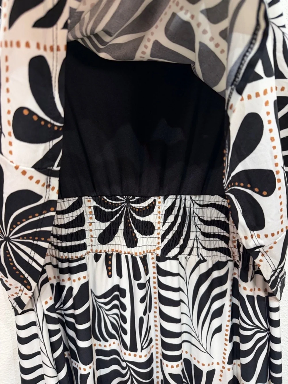Robert Louis NWT XL Black & White Floral Graphic Maxi Dress - Picture 7 of 11